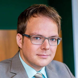 lars rodenbach rechtsanwalt 600x768